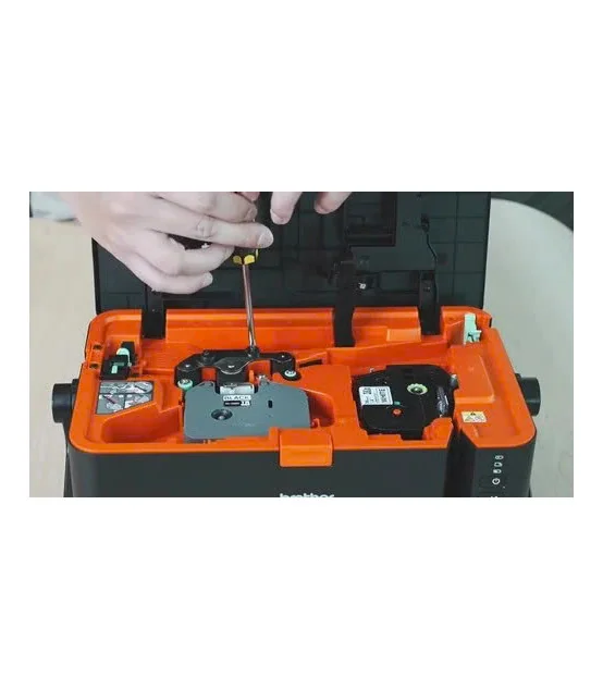 Brother PT-E850TKW | ⓿❾❼❼❹❼❽❹❻❻ | METAKING