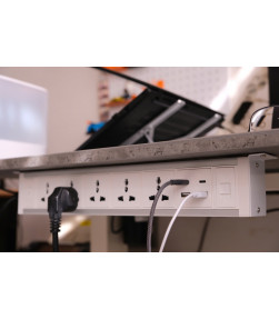 Ổ Cắm Điện Lắp Dưới Bàn (hoặc trên tường) Cao Cấp MK102UW